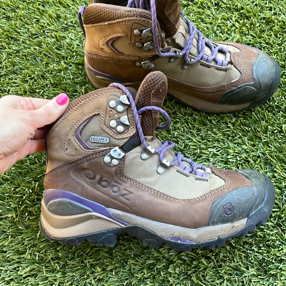 Oboz Wind River III Waterproof Hiking Trail Boot Brown Purple lightly used